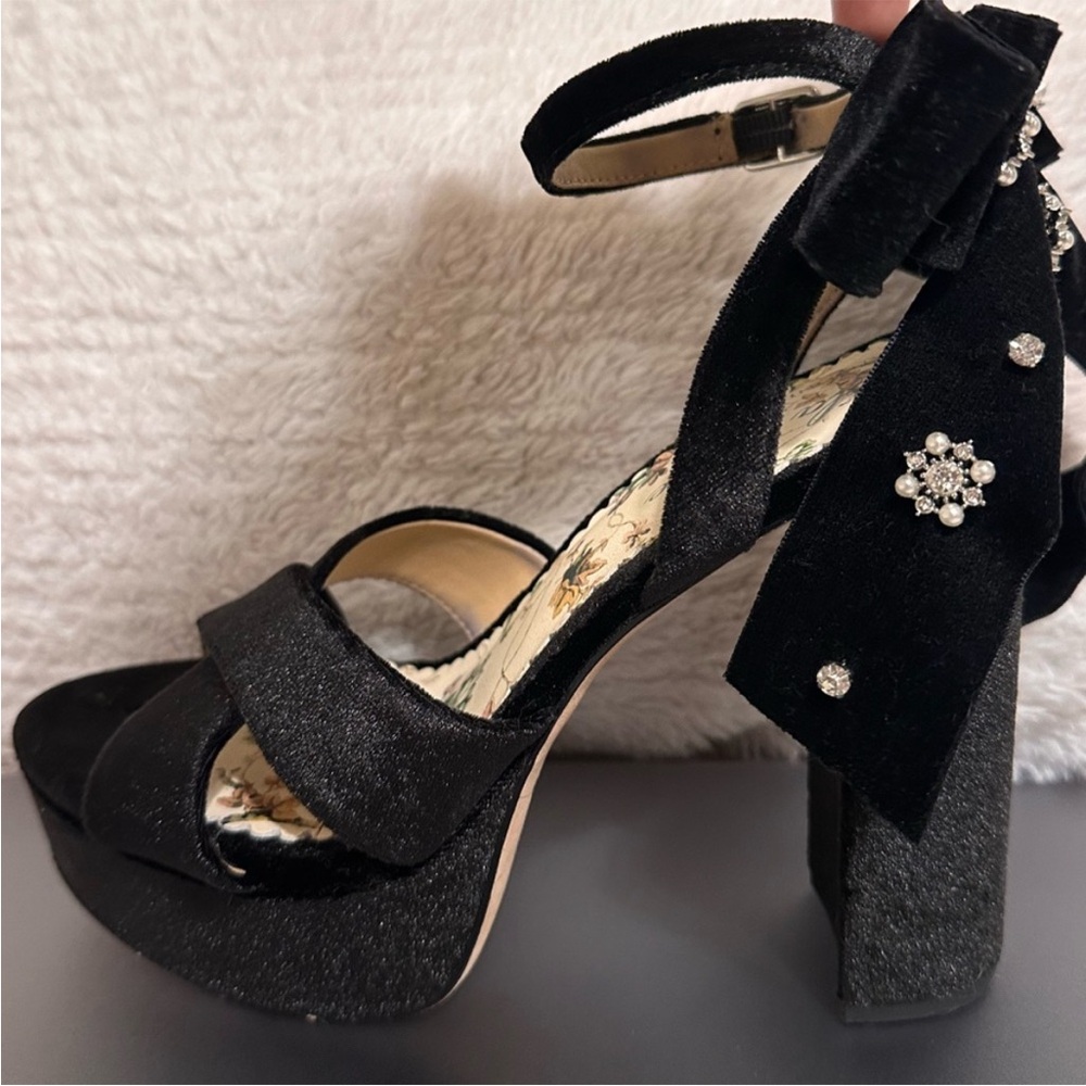 Nicola Bathie x ANTONIO MELANI Black Velvet Heels with Embellishments